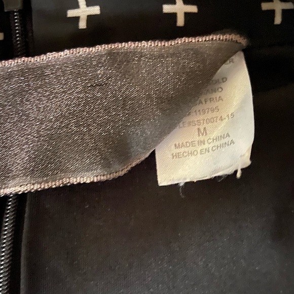 Moon Collection Size: Junior Medium - Picture 3 of 3